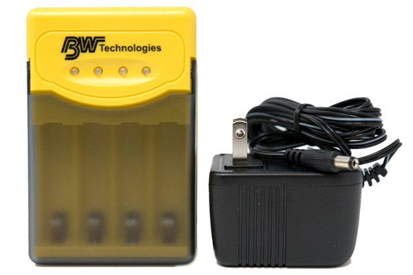 Quest Q2 AA & AAA Smart Battery Charger