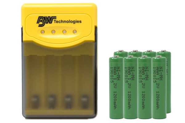 Quest Q2 Smart Charger + 8 AAA NiMH Batteries (1200 mAh)