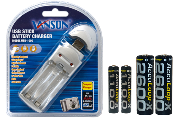 AA / AAA USB Battery Charger + 2 AA (2600 mAh) & 2 AAA (1100 mAh) NiMH Batteries
