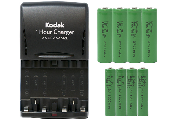 Kodak AA / AAA Smart Charger + 4 AA (2700 mAh) + 4 AAA (1200 mAh) NiMH Batteries