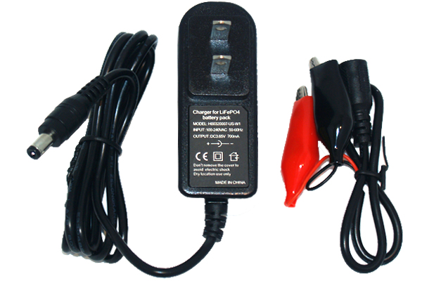3.2 Volt LiFePO4 Battery Pack (0.7A) Smart Charger