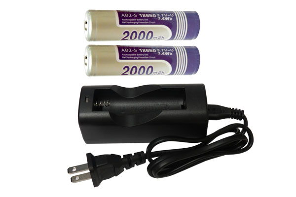 Li-Ion Charger (Single Slot) + 2 x 18650 3.6V Li-Ion Button Top Batteries (2000 mAh)