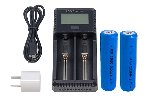 2-Slot Fast Battery Charger + 2 x 18650 3.6 Volt 2600 mAh Li-Ion Batteries