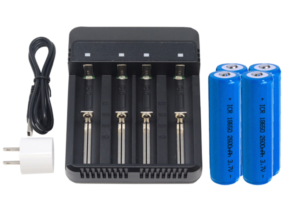 4-Slot Li-ion Battery Charger + 4 x 18650 3.6 Volt 2600 mAh Li-Ion Batteries