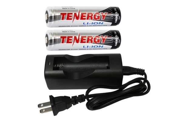 Li-Ion Charger (Single Slot) + 2 x Tenergy 18650 3.6v 2600 mAh li-ion w/ PCB