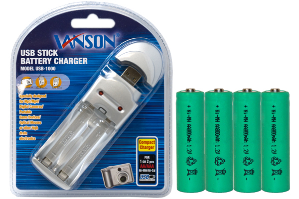 AA / AAA USB Battery Charger + 4 AA (800 mAh) NiMH Batteries