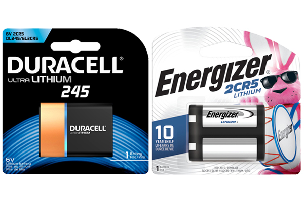 1 x Energizer + 1 x Duracell Ultra 245 Photo Lithium Batteries (2 Total)