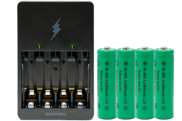 Rayovac AA / AAA Compact Charger + 4 AA NiMH Rechargeable Batteries (800 mAh)
