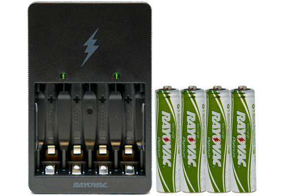 Rayovac AA / AAA Compact Charger + 4 AAA Rayovac Platinum Pre-Charged NiMH Batteries (750 mAh)